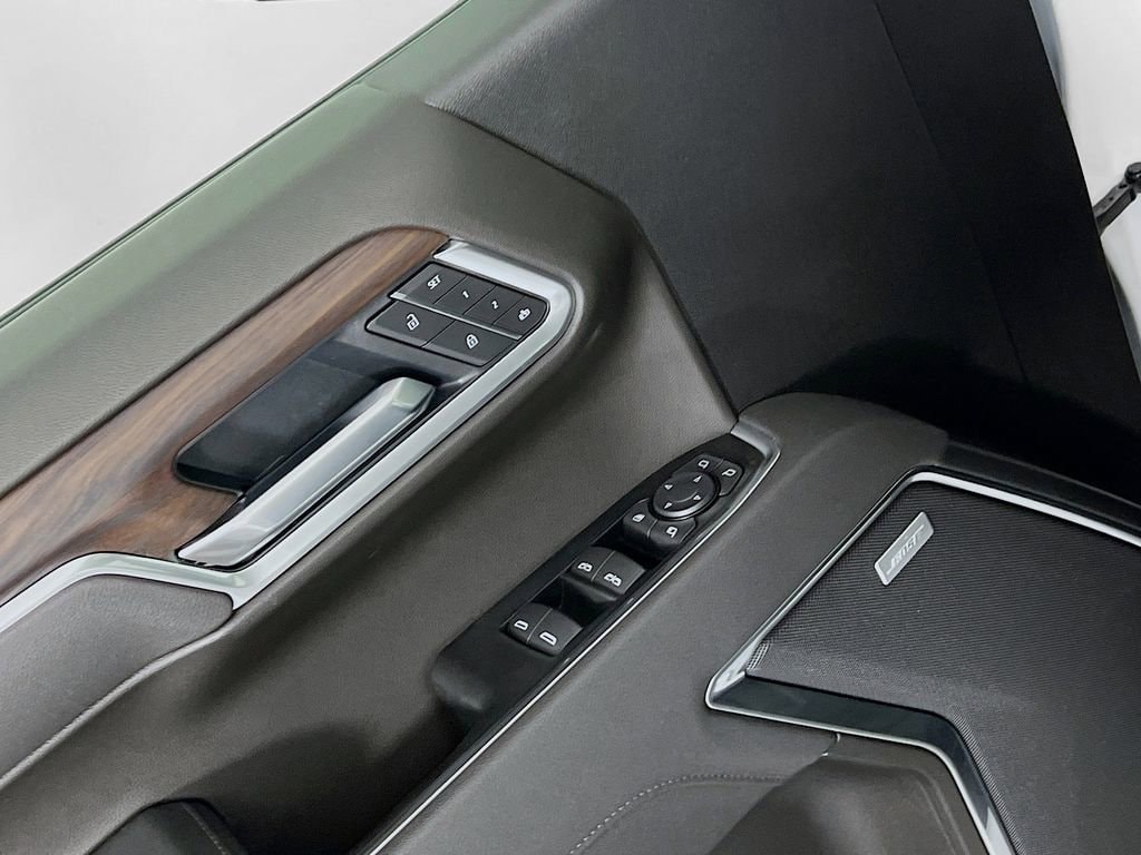 2026 GMC Sierra 1500 SLT - Photo 16