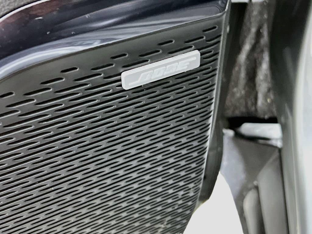 2025 GMC Acadia AT4 - Photo 19