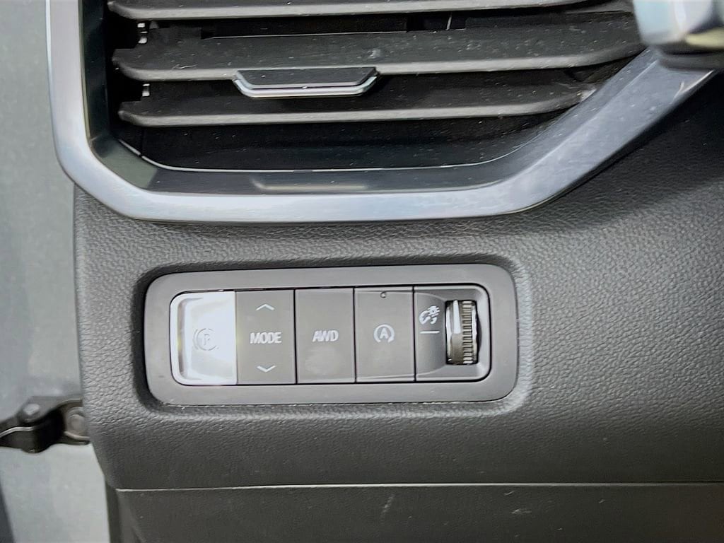 2024 GMC Acadia AT4 - Photo 9