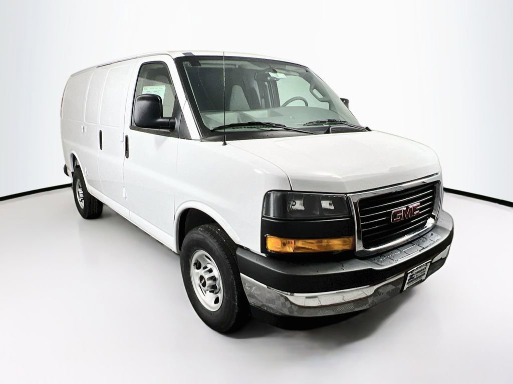 2026 GMC Savana 3500 Ext WB's photo