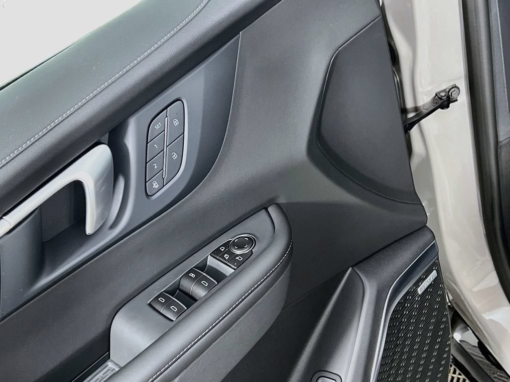 2026 Buick Enclave Sport Touring - Photo 17