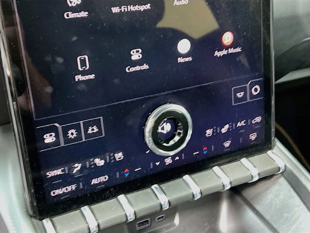 2026 GMC Terrain AT4 - Photo 13