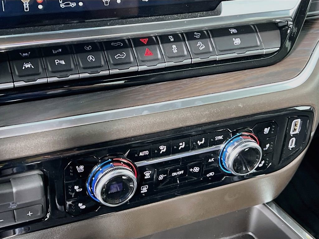 2026 GMC Sierra 1500 SLT - Photo 14