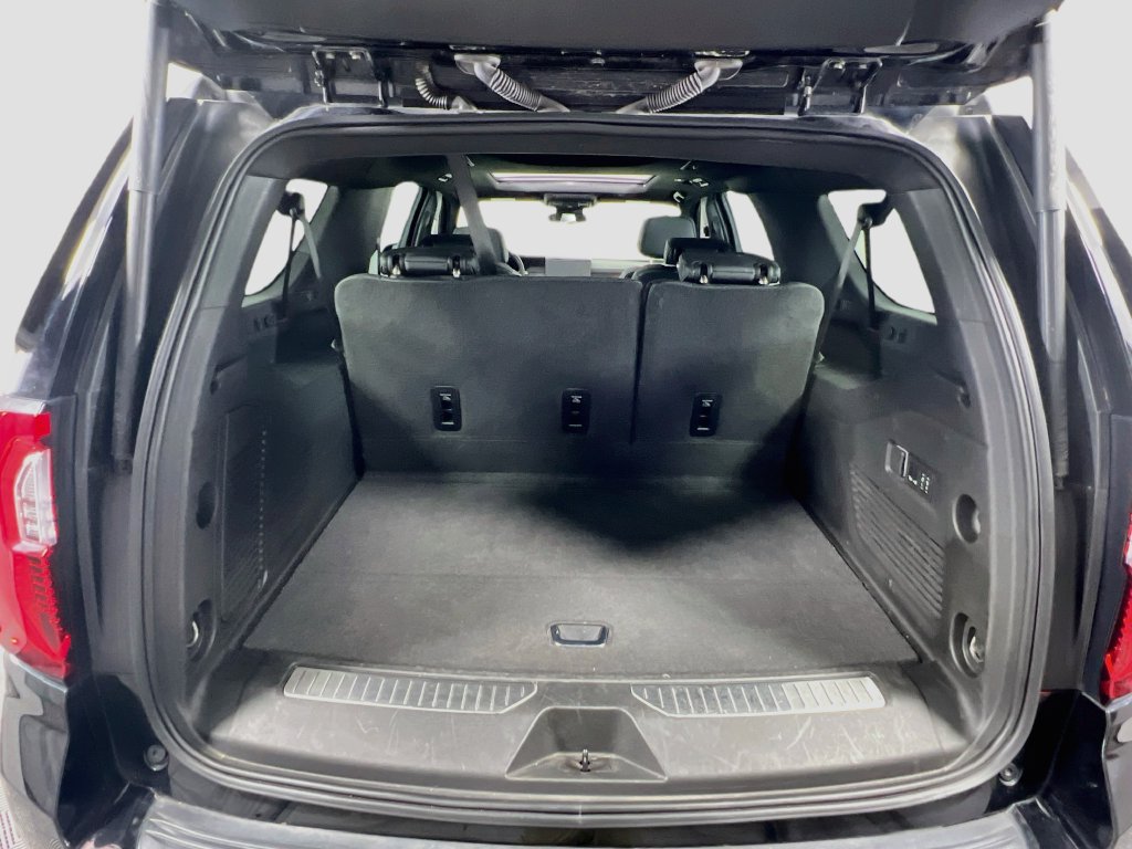 2025 GMC Yukon XL Denali - Photo 26