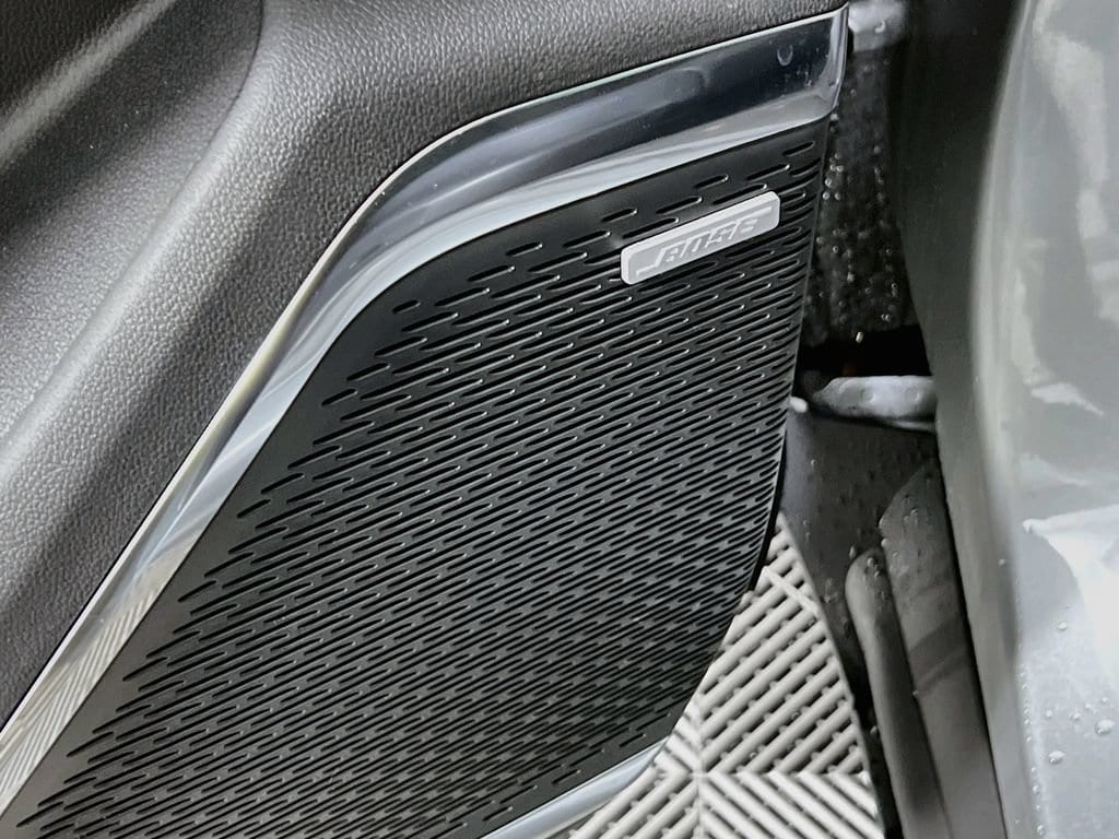 2026 GMC Acadia Elevation - Photo 17