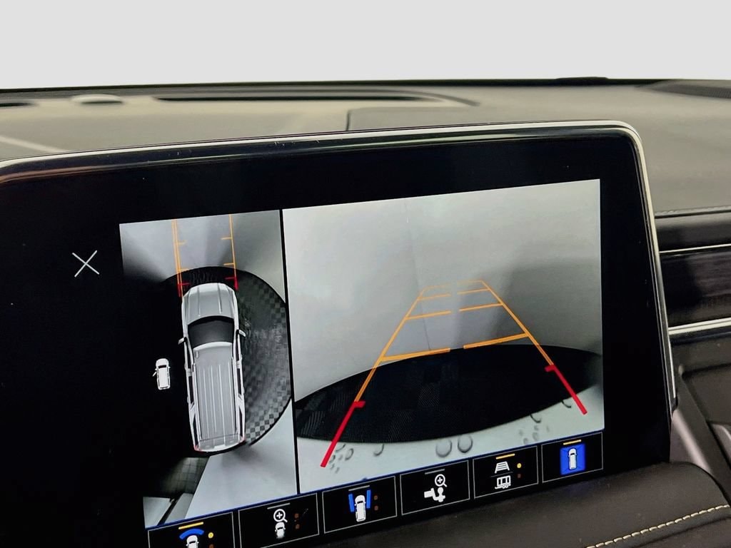 2023 GMC Yukon XL SLT - Photo 13
