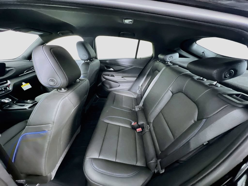 2026 Buick Envista Sport Touring - Photo 21
