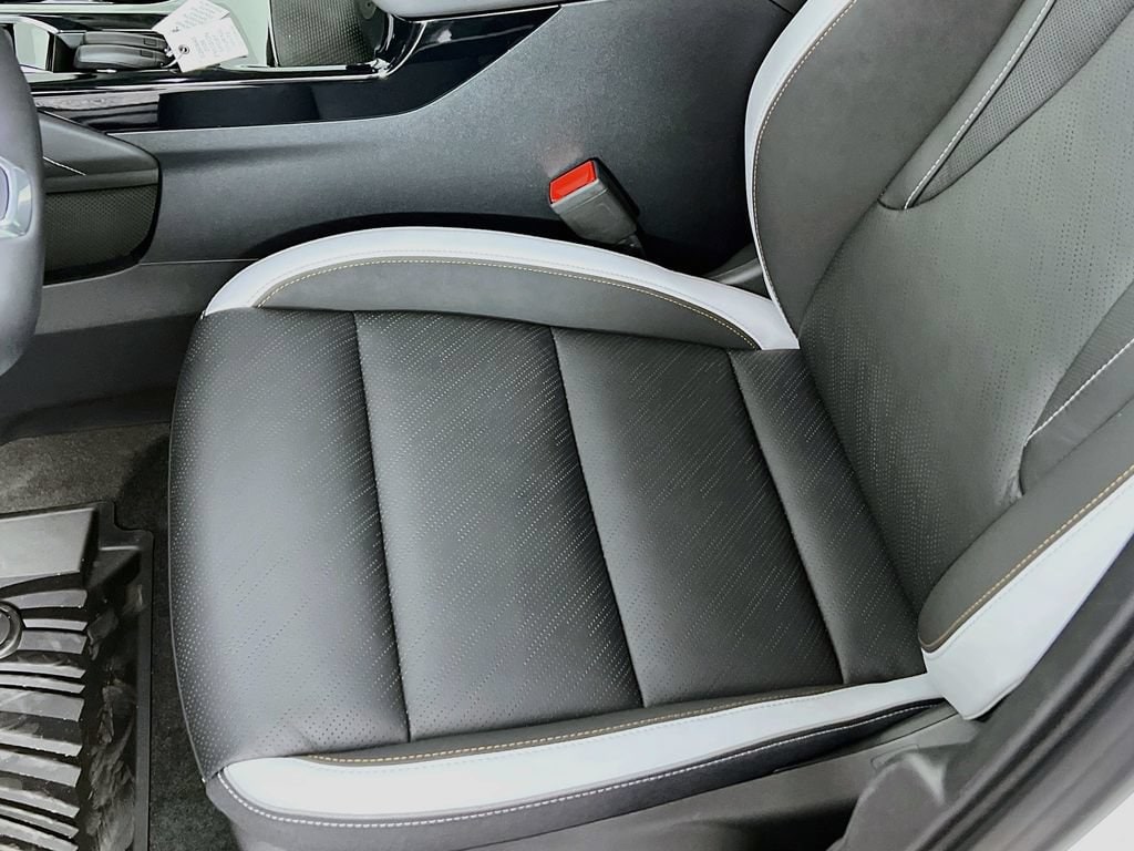 2026 Buick Envision Sport Touring - Photo 16