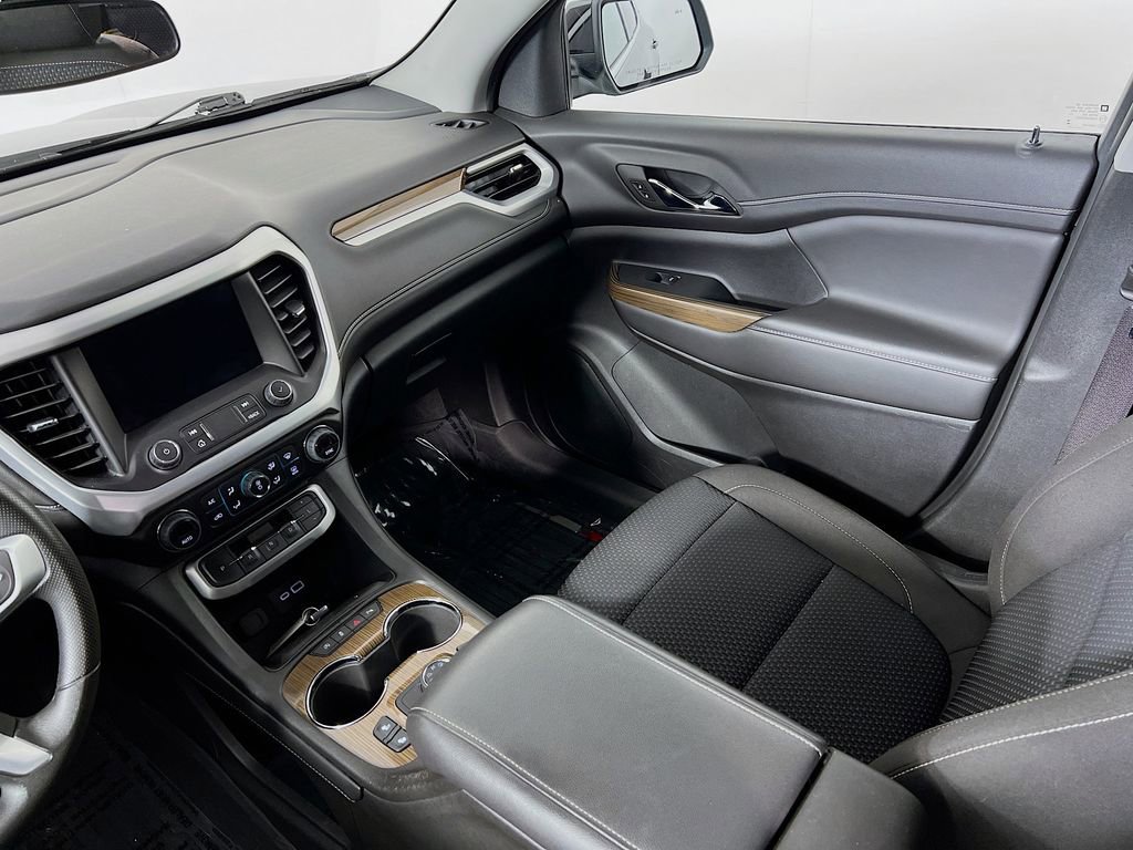 2023 GMC Acadia SLE - Photo 21