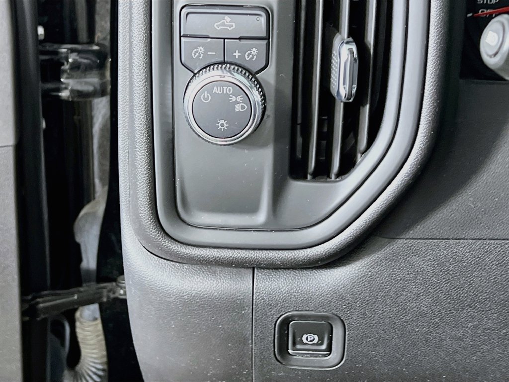 2024 GMC Sierra 1500 Pro - Photo 9