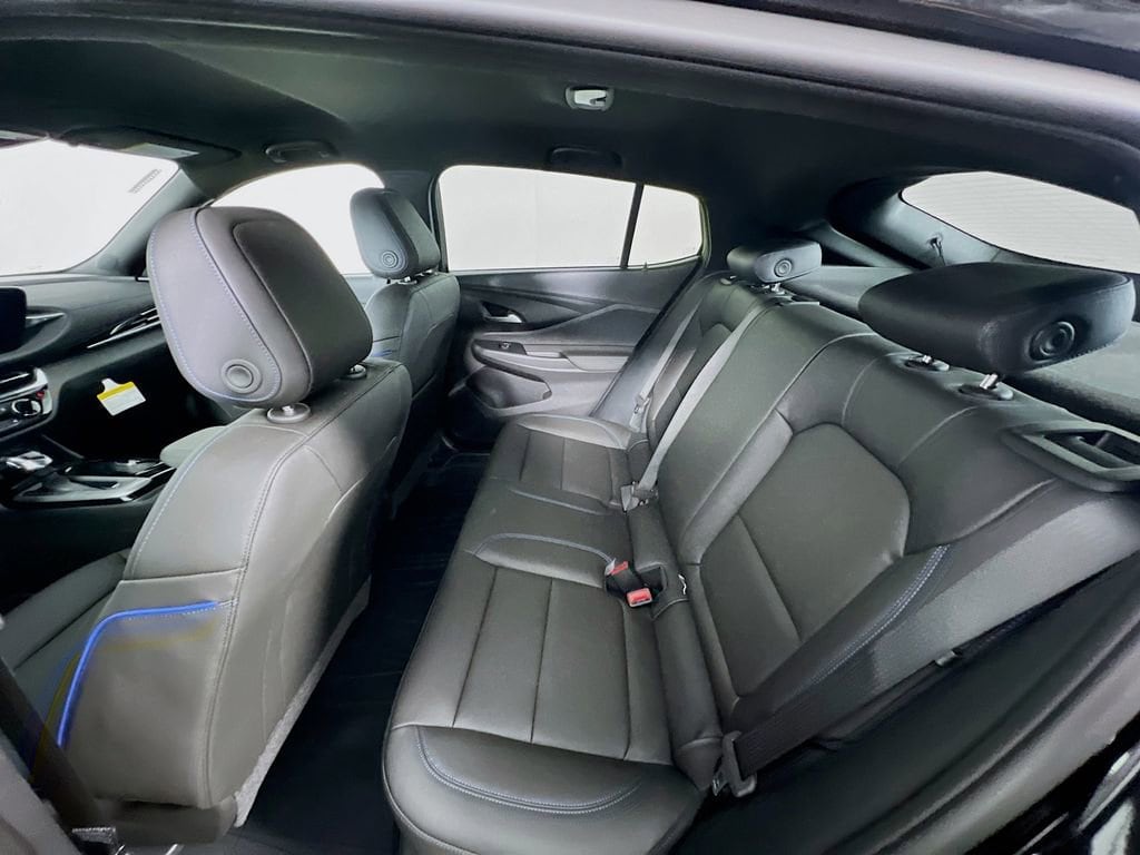 2026 Buick Envista Sport Touring - Photo 21