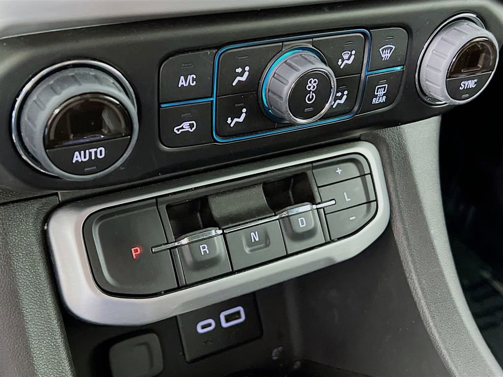 2023 GMC Acadia SLE - Photo 15