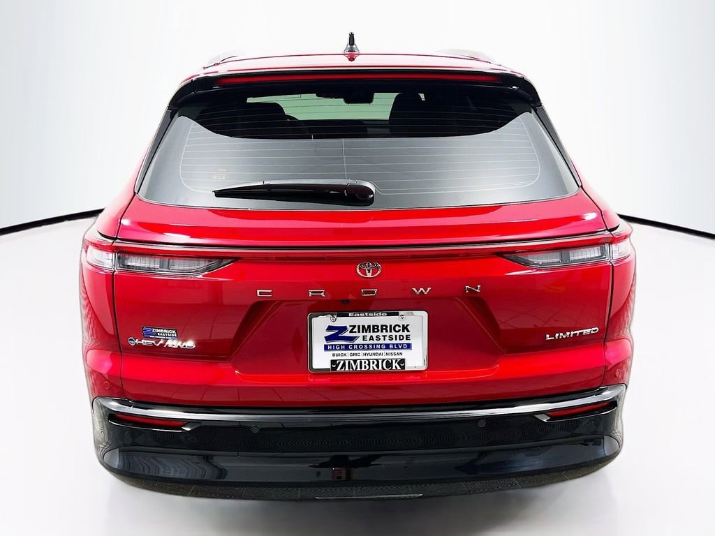 2025 Toyota Crown Signia Limited - Photo 6