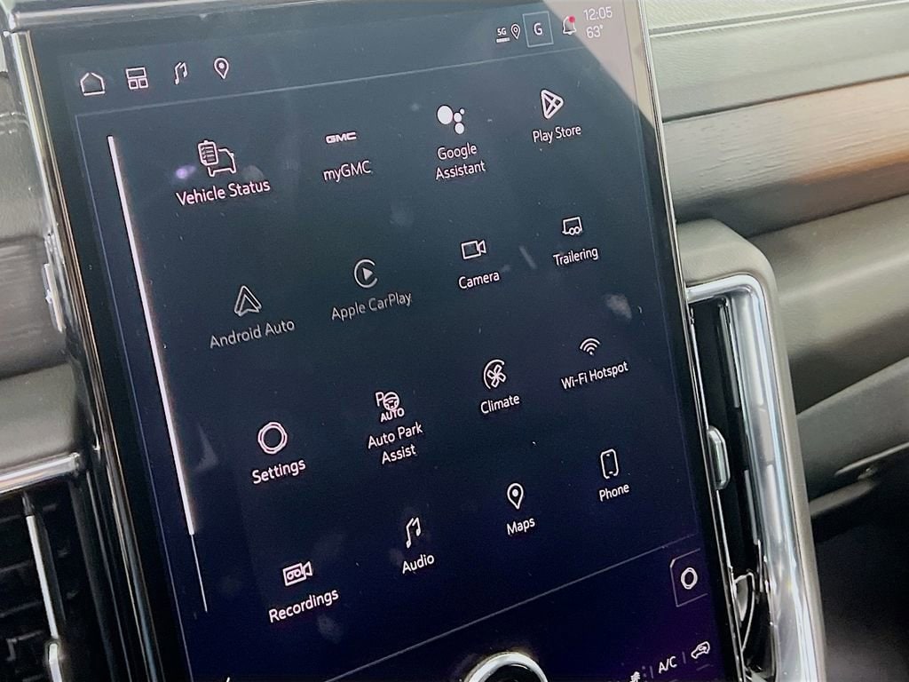 2026 GMC Yukon Denali - Photo 13