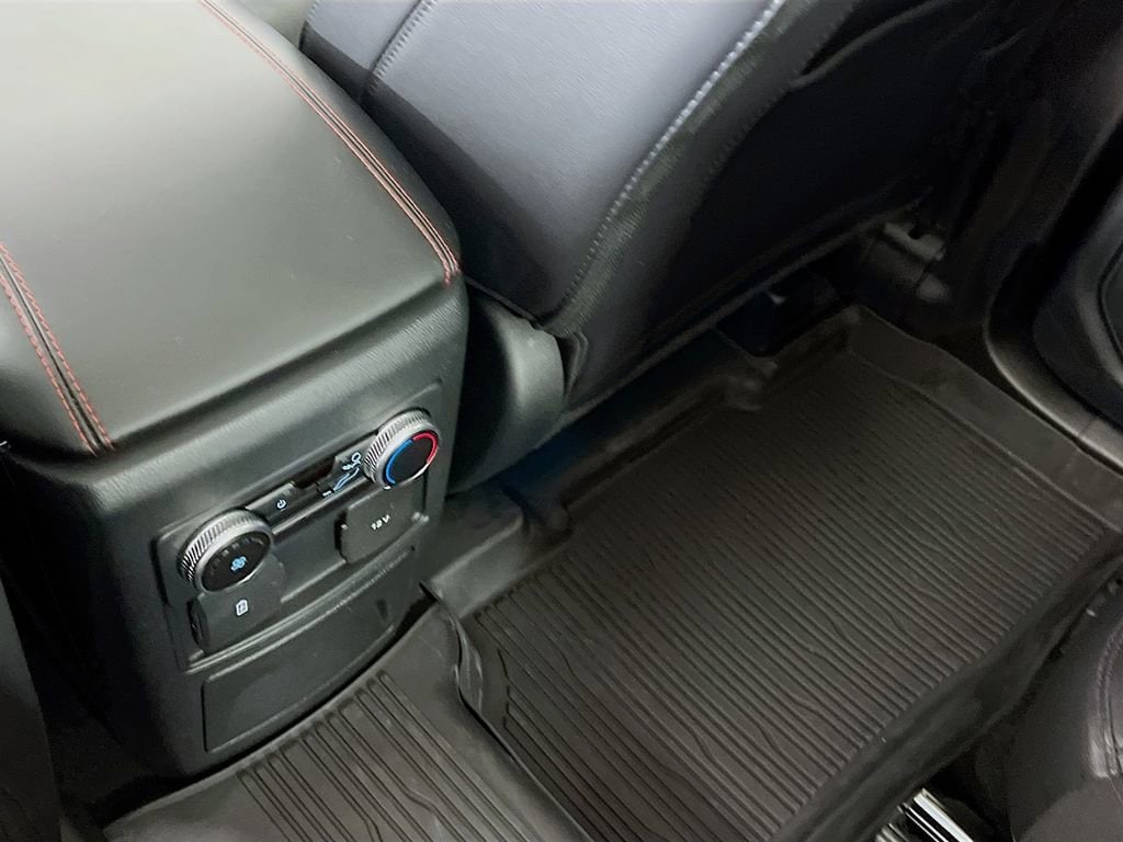 2023 Ford Explorer ST-LINE - Photo 25