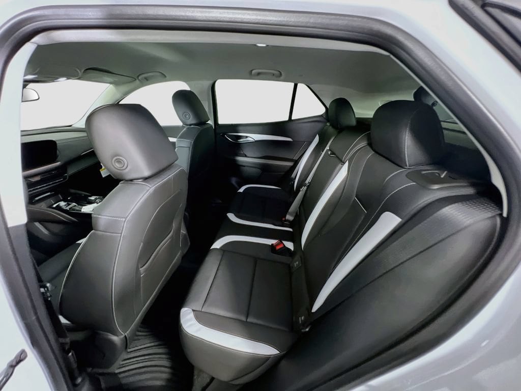 2026 Buick Envision Sport Touring - Photo 21