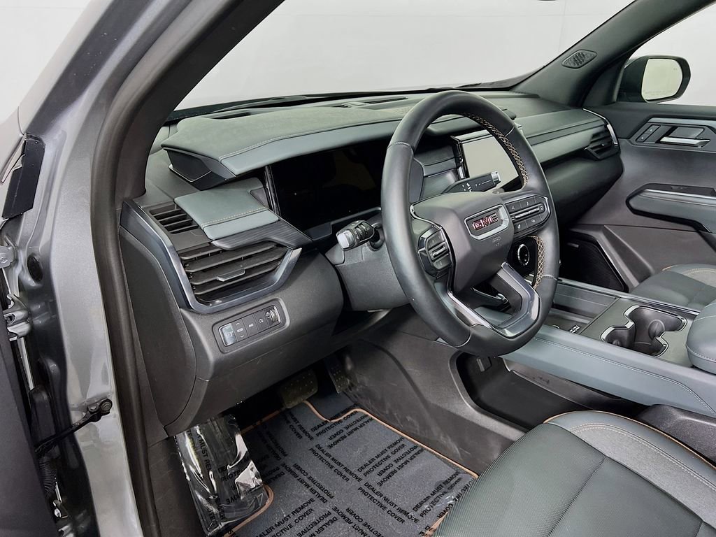 2024 GMC Acadia AT4 - Photo 8
