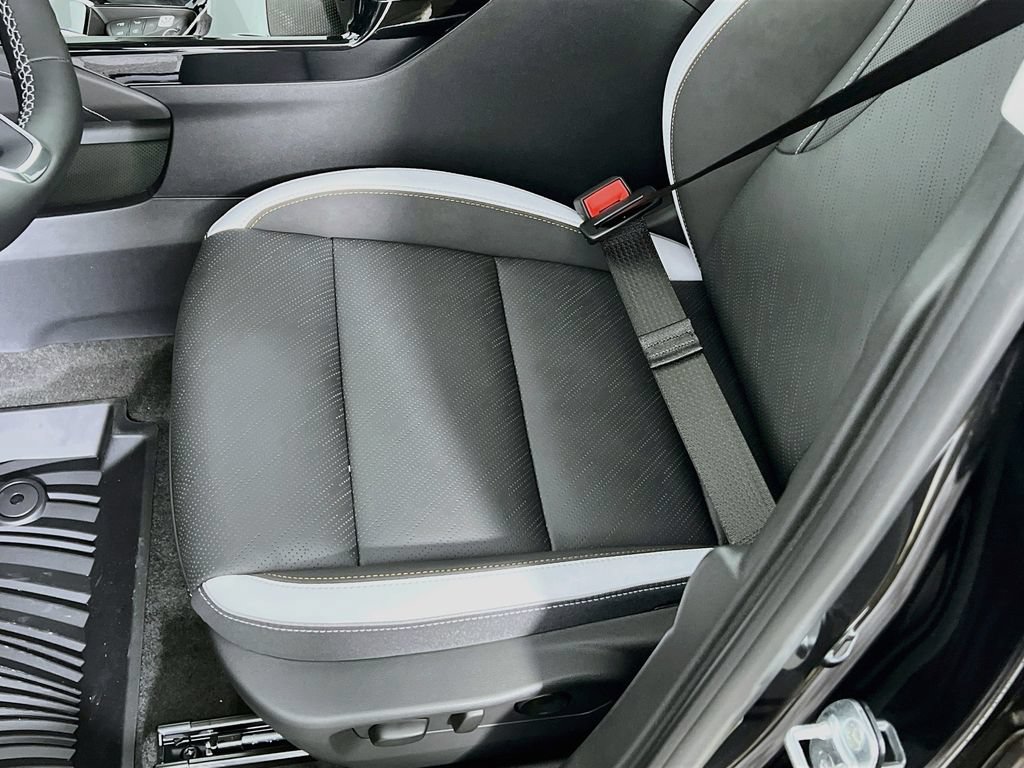 2026 Buick Envision Sport Touring - Photo 18