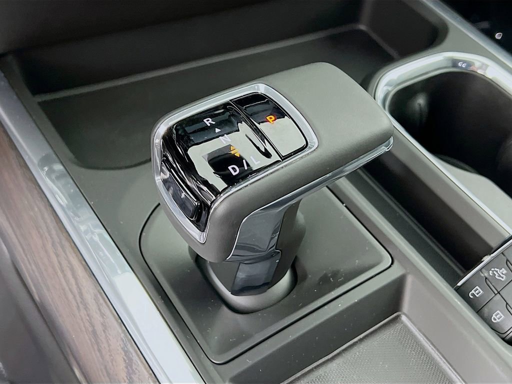 2026 GMC Sierra 1500 SLT - Photo 15