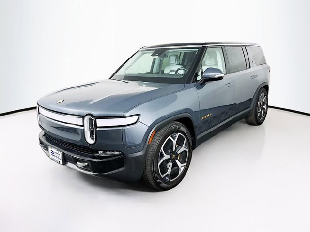 2023 Rivian R1S Adventure photo 3
