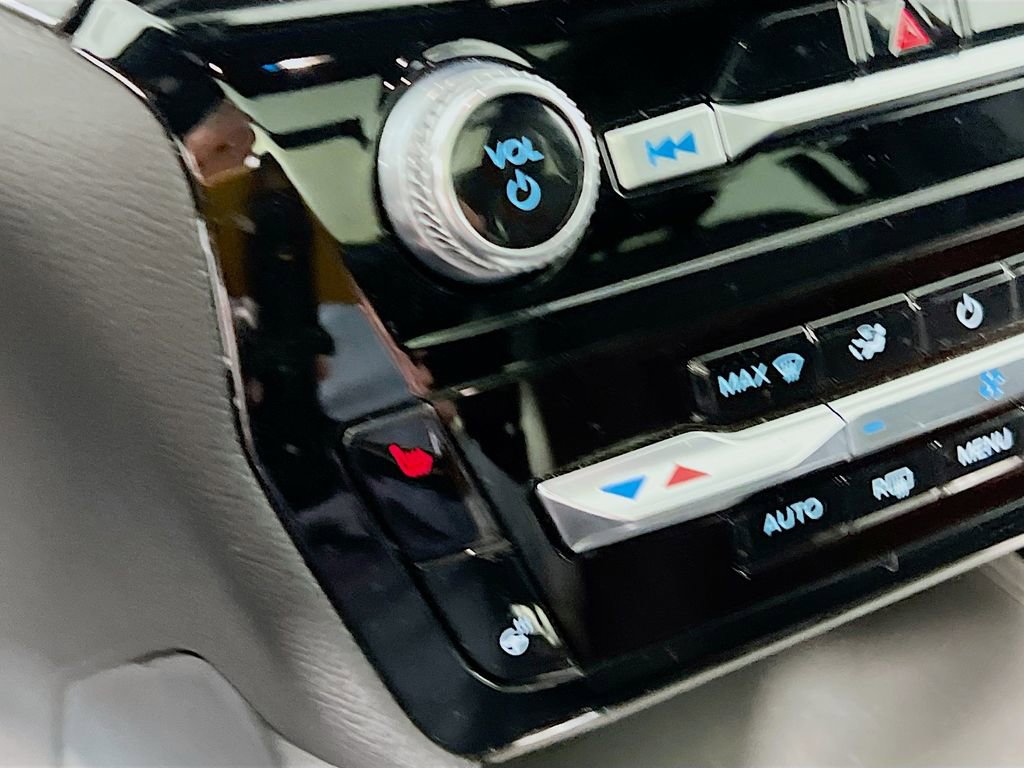 2023 Ford Explorer ST-LINE - Photo 19