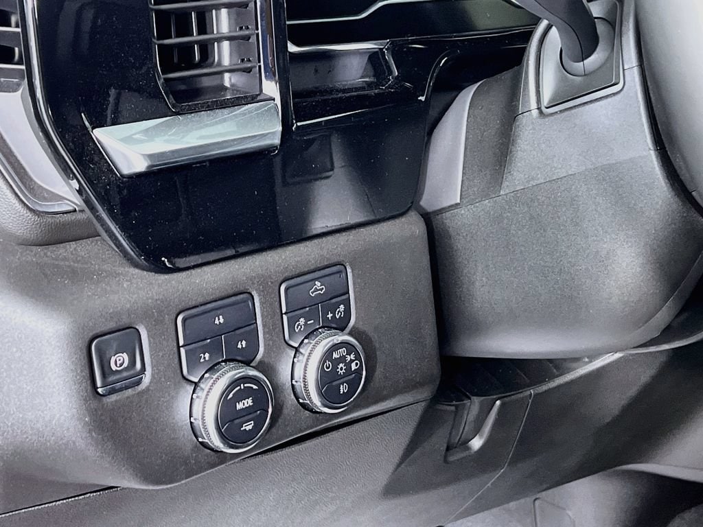 2025 GMC Sierra 2500HD SLE - Photo 8