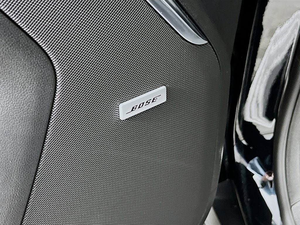 2026 GMC Yukon Denali - Photo 17