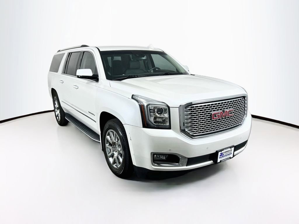 2016 GMC Yukon Denali 2WD's photo