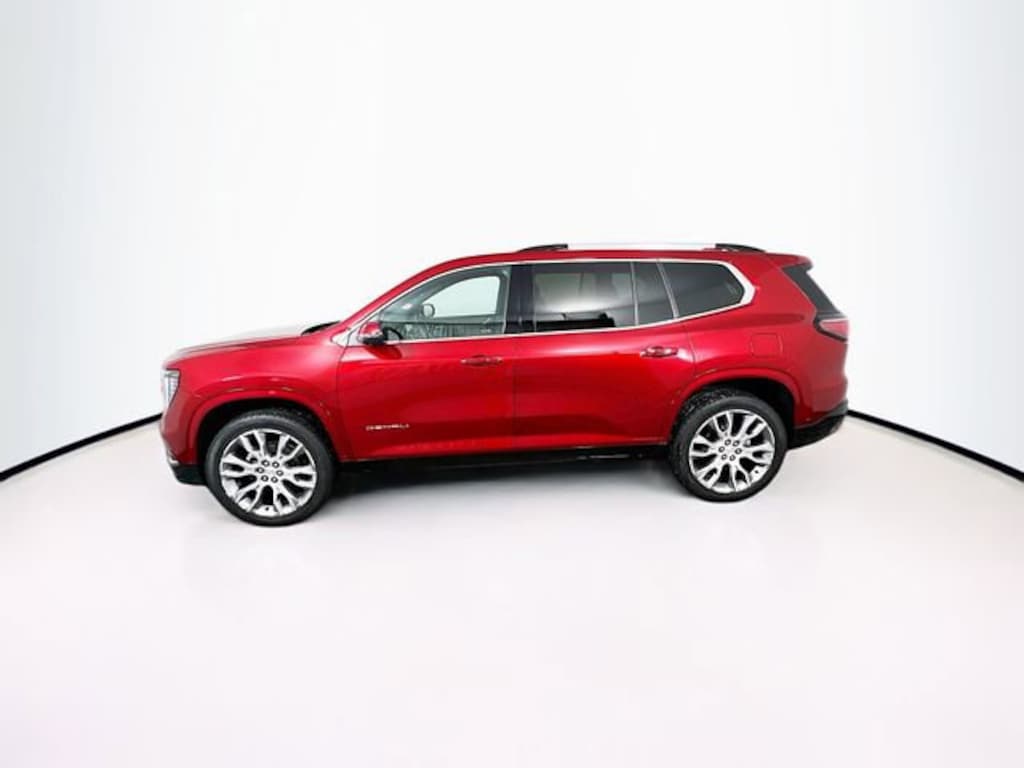 Used 2024 GMC Acadia Denali SUV