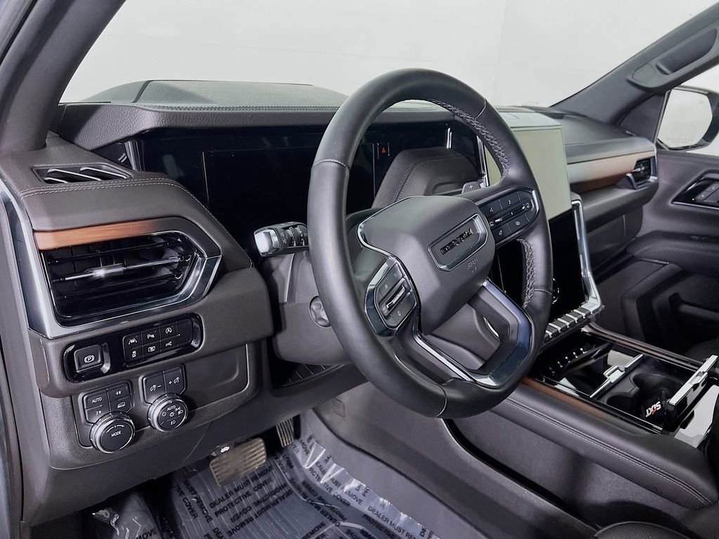 2025 GMC Yukon XL Denali - Photo 8