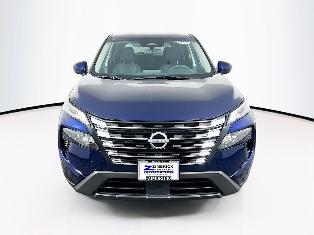Used 2024 Nissan Rogue SV