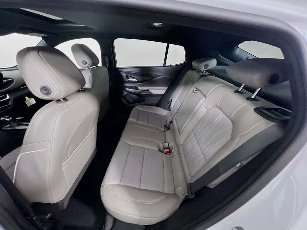 2025 Buick Envista Avenir - Photo 22