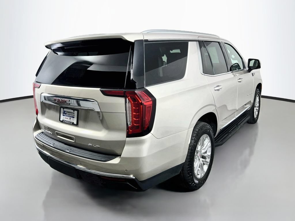 2023 GMC Yukon SLT - Photo 7