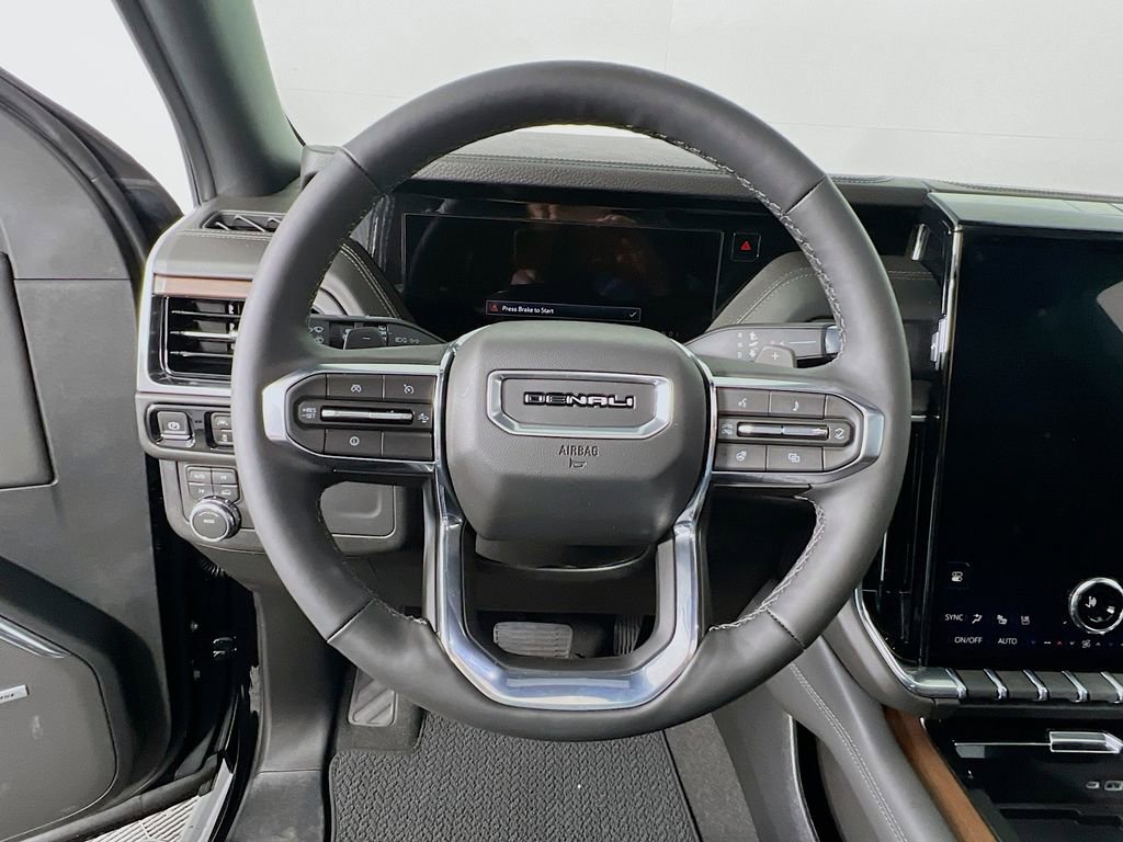 2026 GMC Yukon Denali - Photo 10