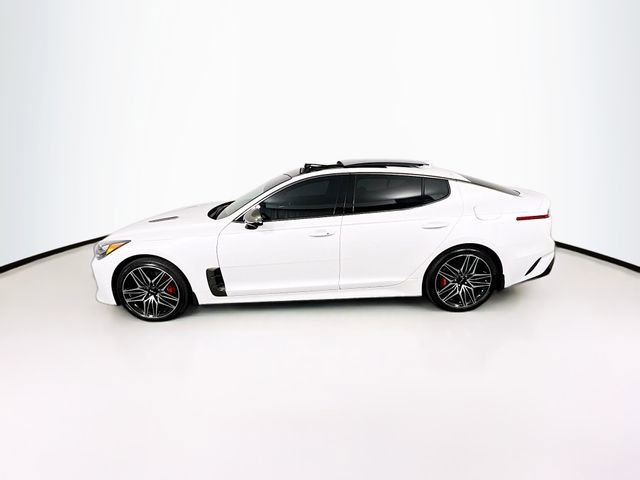 2023 Kia Stinger GT2 photo 4