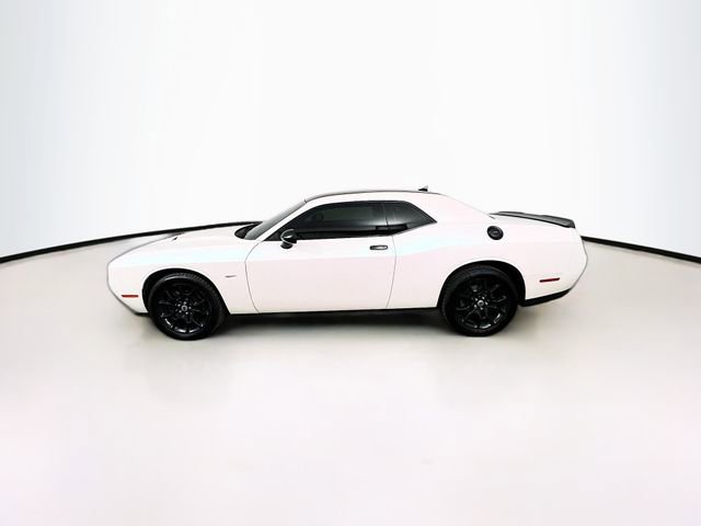 2018 Dodge Challenger GT AWD photo 4