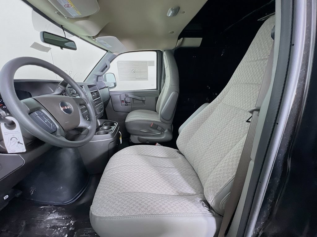 2026 GMC Savana Cargo Work Van - Photo 16