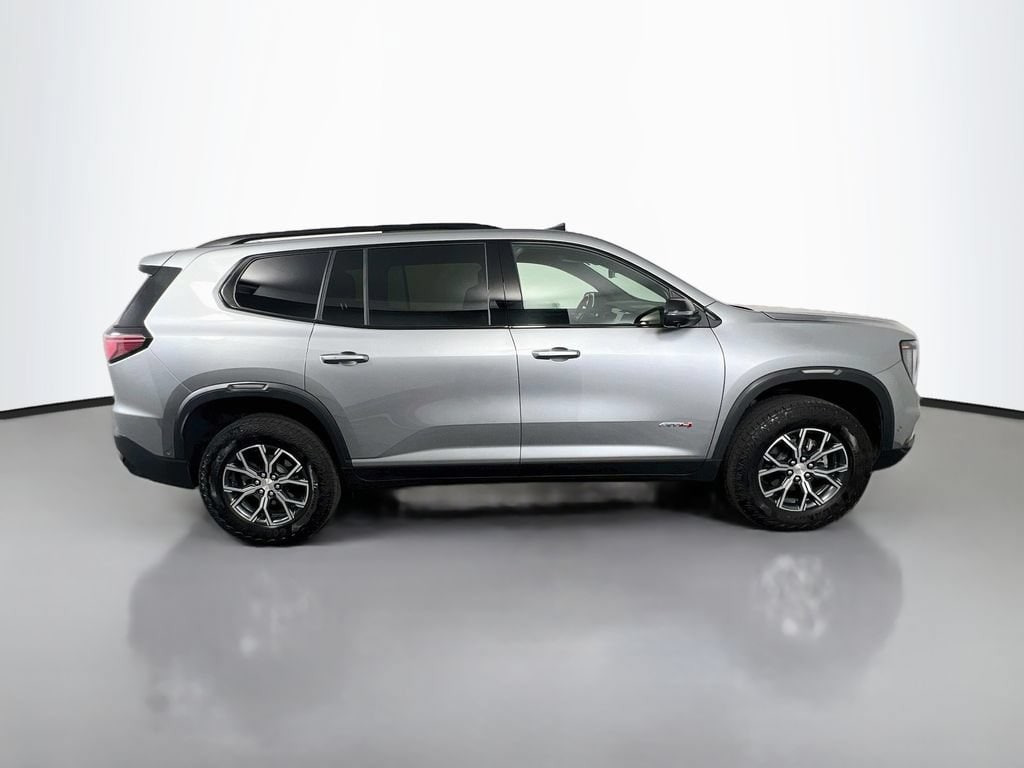2025 GMC Acadia AT4 - Photo 8