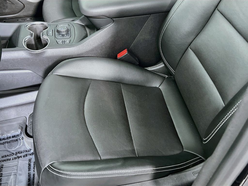 2024 GMC Terrain SLT - Photo 19