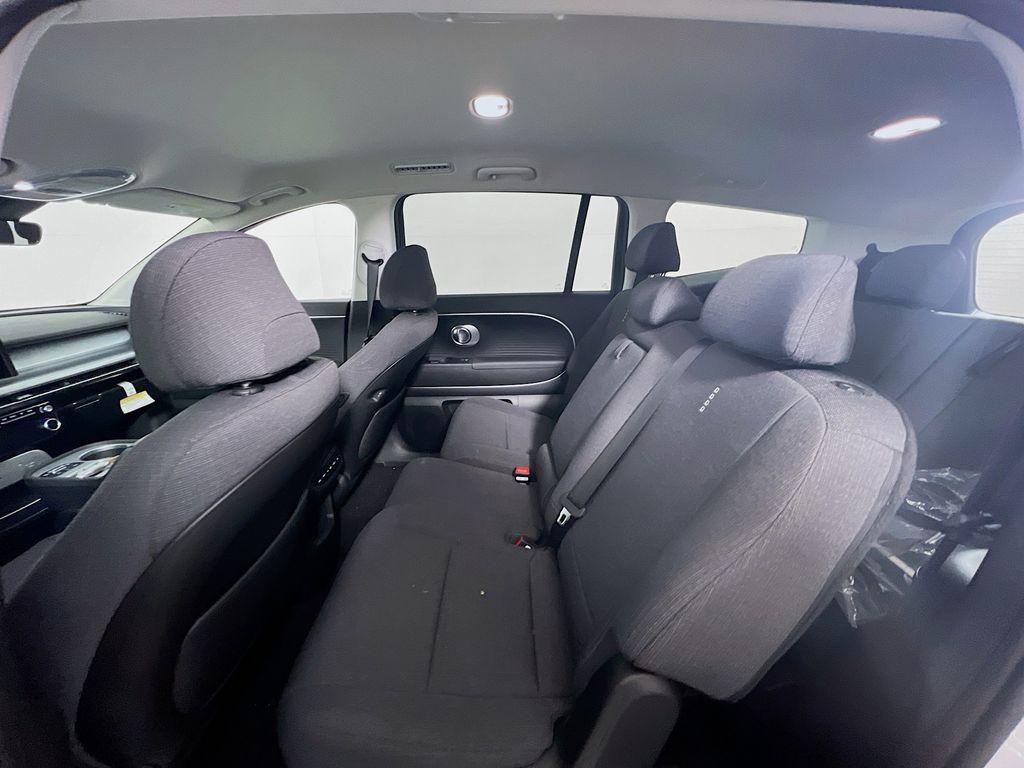 2026 Hyundai IONIQ 9 SE - Photo 21