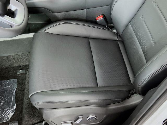 2026 Hyundai Santa Fe Limited - Photo 18