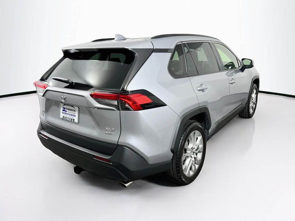 2019 Toyota RAV4 XLE Premium - Photo 7