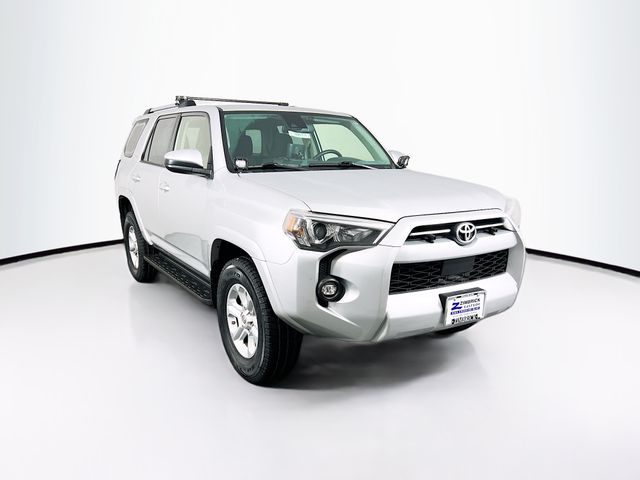 2021 Toyota 4Runner SR5's photo