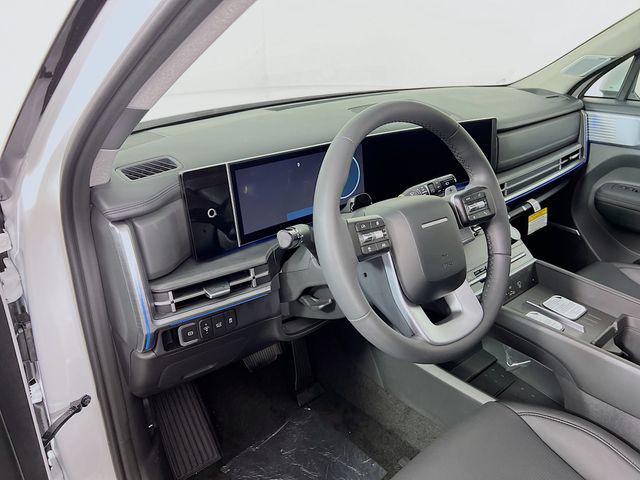 2026 Hyundai Santa Fe Limited - Photo 8