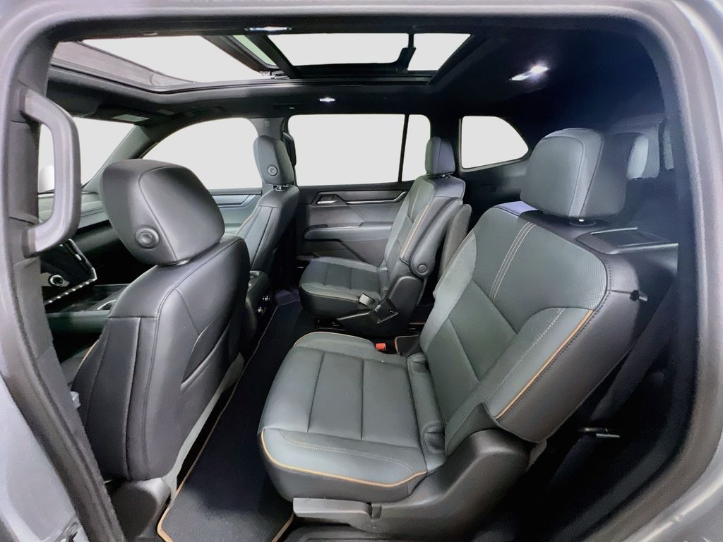 2024 GMC Acadia AT4 - Photo 25