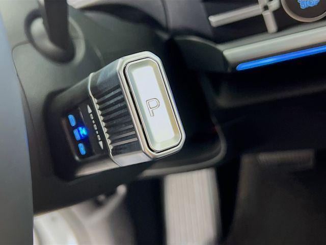 2026 Hyundai Santa Fe Limited - Photo 15