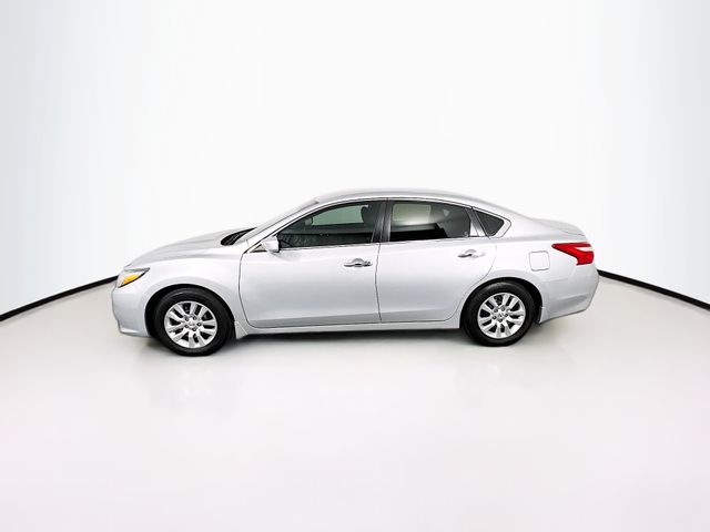 2017 Nissan Altima 2.5 S photo 4