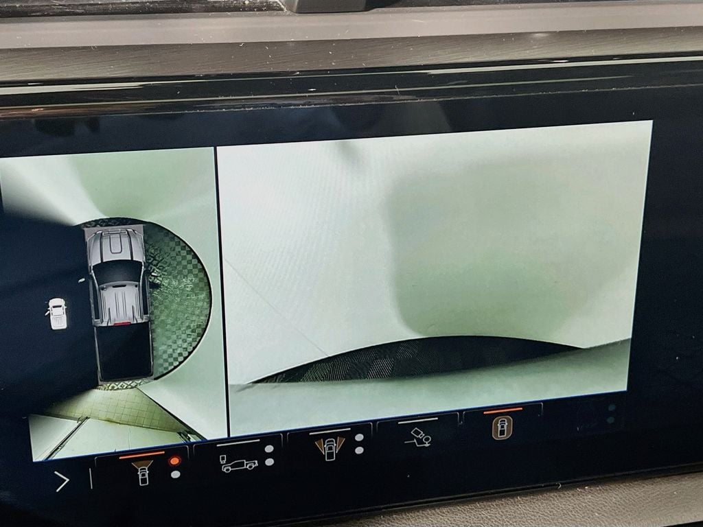 2024 GMC Sierra 2500HD AT4 - Photo 14