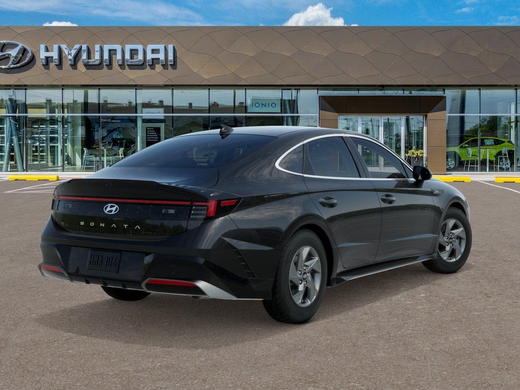 New 2026 Hyundai Sonata SE Sedan
