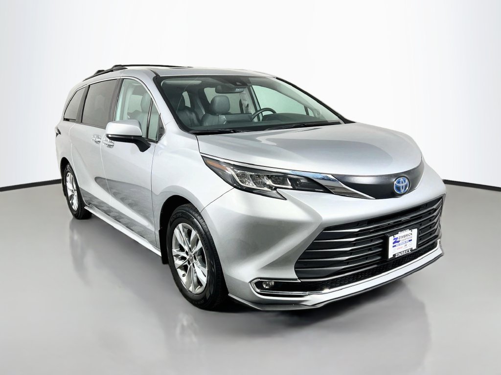 2023 Toyota Sienna